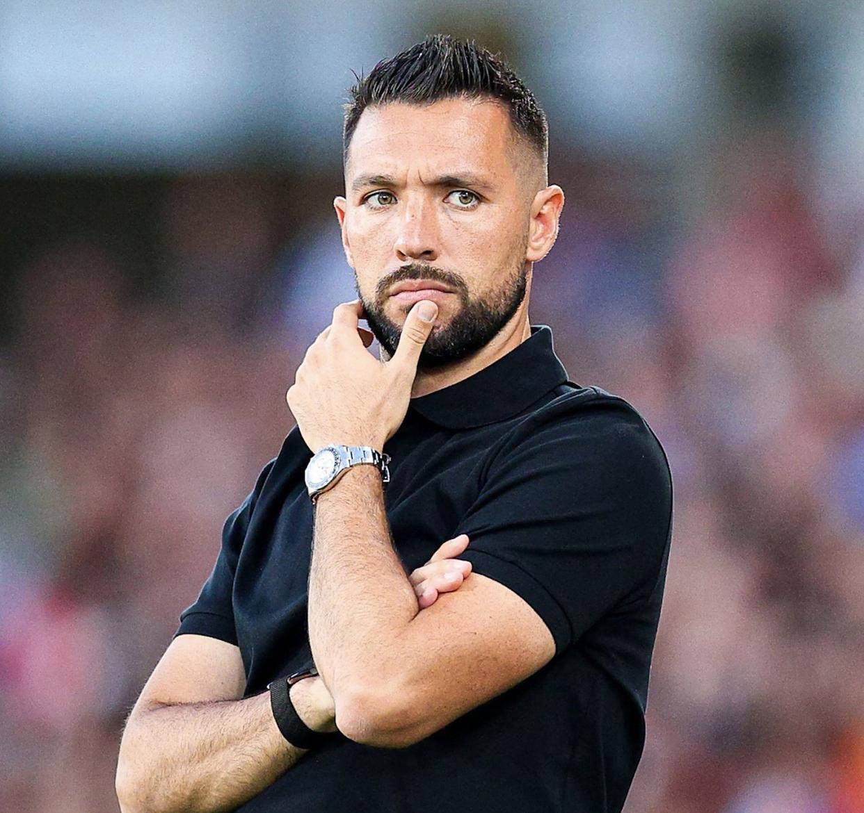 包含赛后体能课后，本菲卡豪取连胜备战欧篮联，信心回归，球队文化再被提及的词条